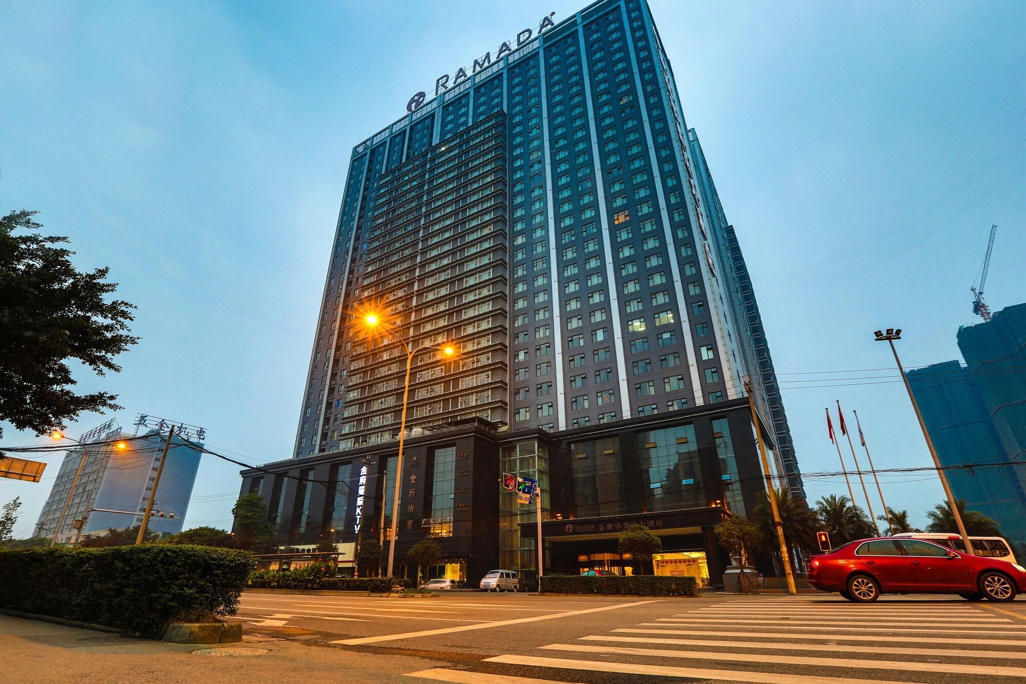 Ramada Chengdu North Hotel Bagian luar foto